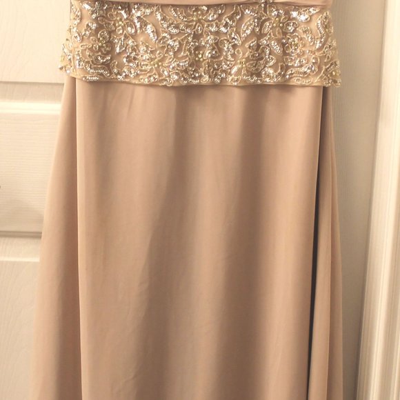 Cameron Blake by Mon Cheri Mother of the bride Gown Beige Size 12 - Picture 1 of 8